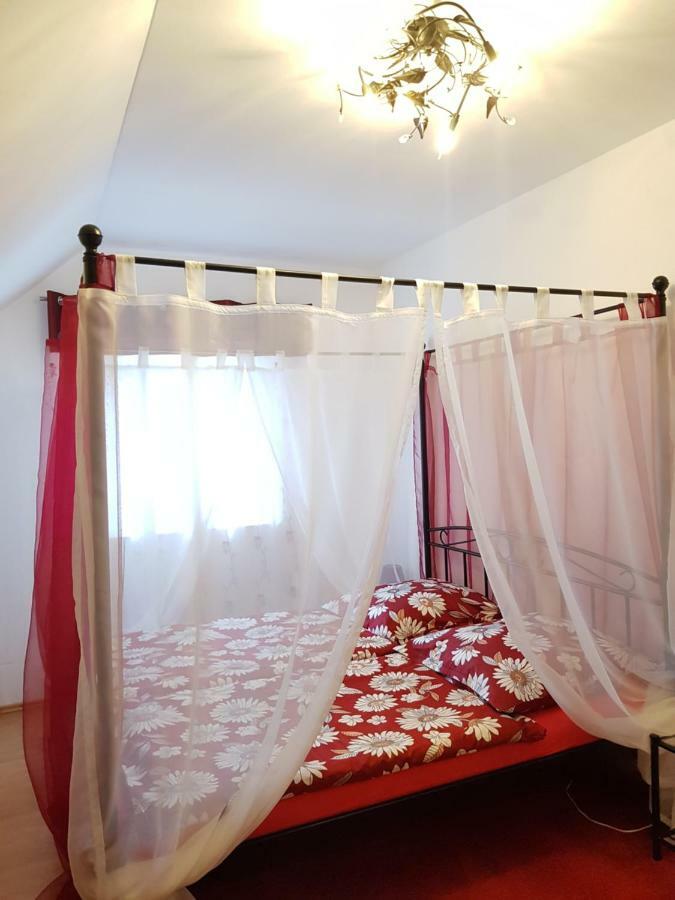 Romantik Ferienwohnung Am Tor Zum Allgaeu - Erwachsenenferienwohnung Fuchstal エクステリア 写真