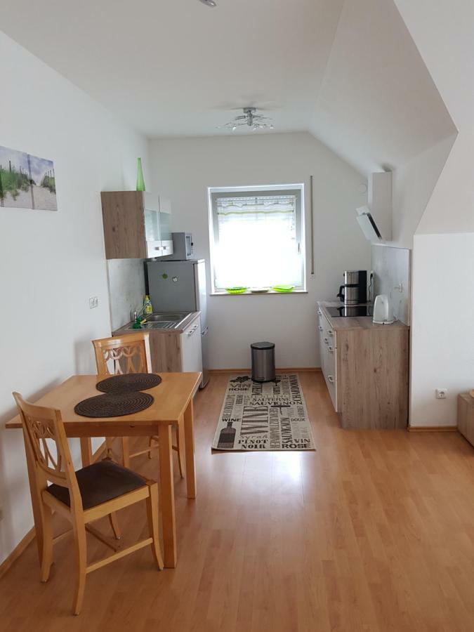 Romantik Ferienwohnung Am Tor Zum Allgaeu - Erwachsenenferienwohnung Fuchstal エクステリア 写真